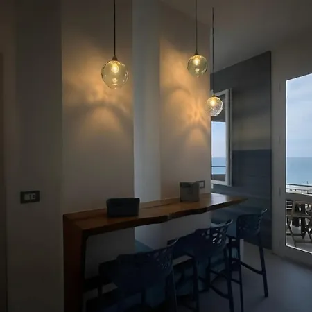 Starfish - Frontemare Con Balcone E Vista 아파트 *